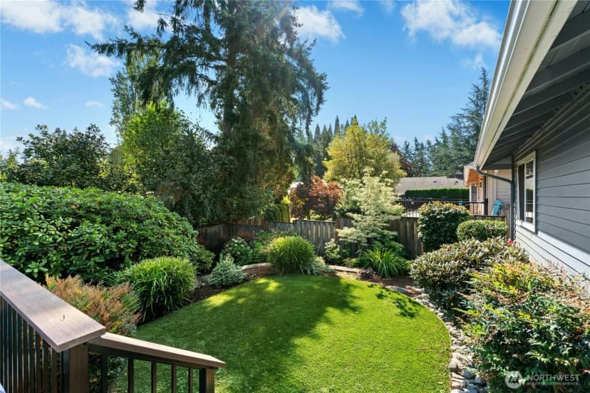 Property photo for 2468 168th Place Ne, Bellevue photo 27