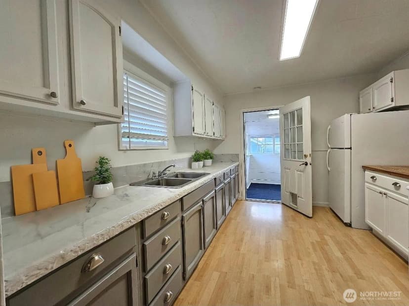Property photo for 3019 Fir Street, Longview photo 8