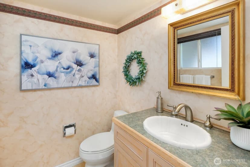 Property photo for 4840 151st Place Se, Bellevue photo 16