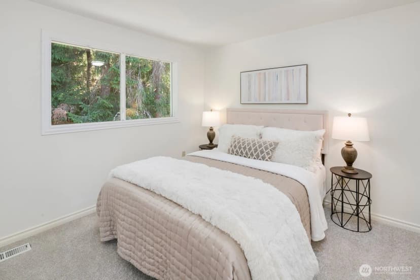 Property photo for 4840 151st Place Se, Bellevue photo 23