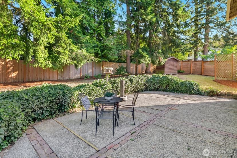 Property photo for 4840 151st Place Se, Bellevue photo 27
