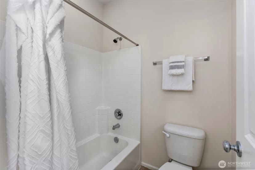 Property photo for 1094 Se 10th Street, North Bend photo 30