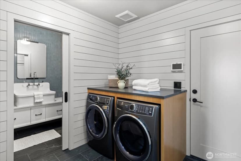 Property photo for 6907 160th Street Sw, Edmonds photo 15