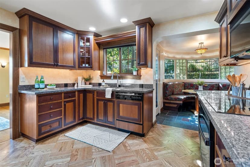 Property photo for 88 N Orchard Road, Tacoma photo 11