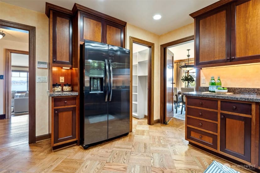 Property photo for 88 N Orchard Road, Tacoma photo 10