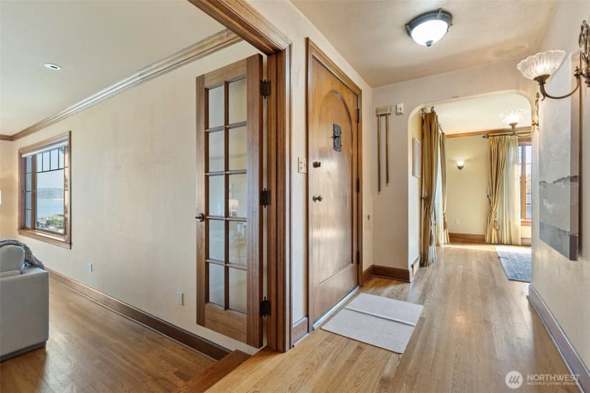 Property photo for 88 N Orchard Road, Tacoma photo 4