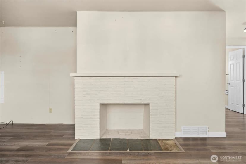 Property photo for 25416 31st Avenue S, Kent photo 7