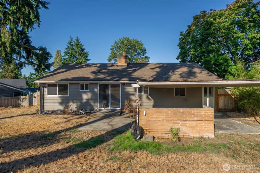 Property photo for 25416 31st Avenue S, Kent photo 28