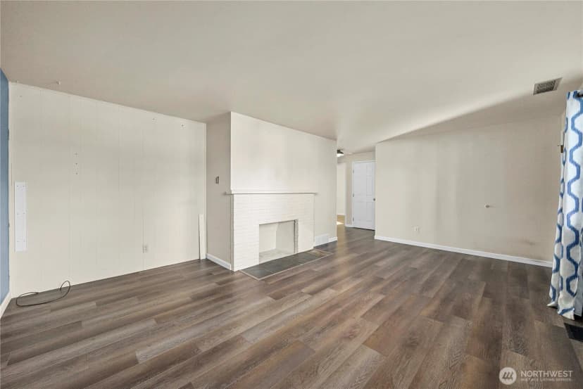 Property photo for 25416 31st Avenue S, Kent photo 6