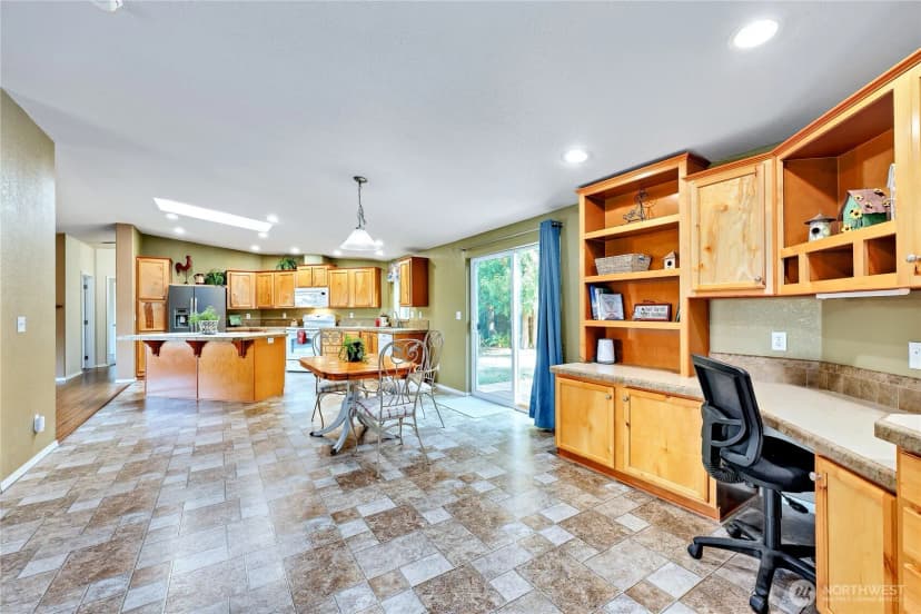 Property photo for 35025 Little Boston Road Ne, Kingston photo 10