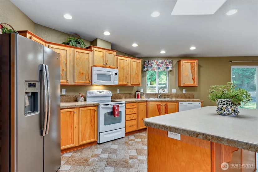 Property photo for 35025 Little Boston Road Ne, Kingston photo 13