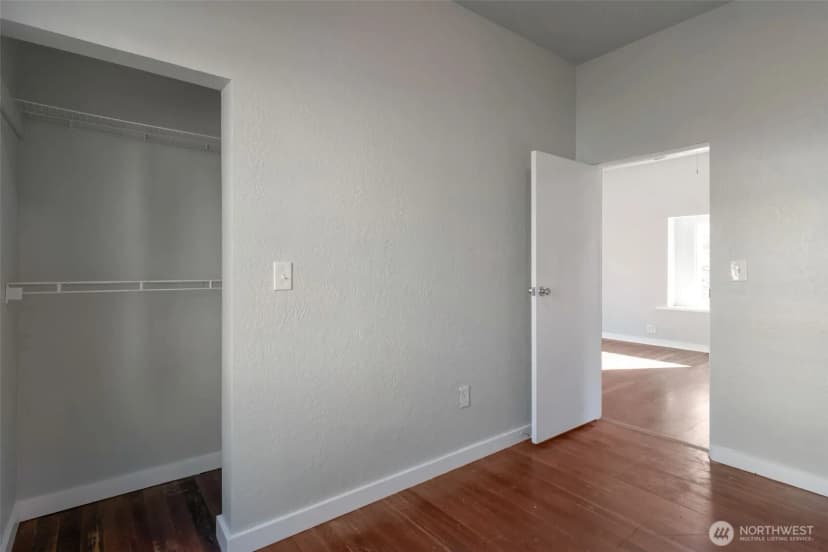 Property photo for 1812 22nd Street, Everett photo 11