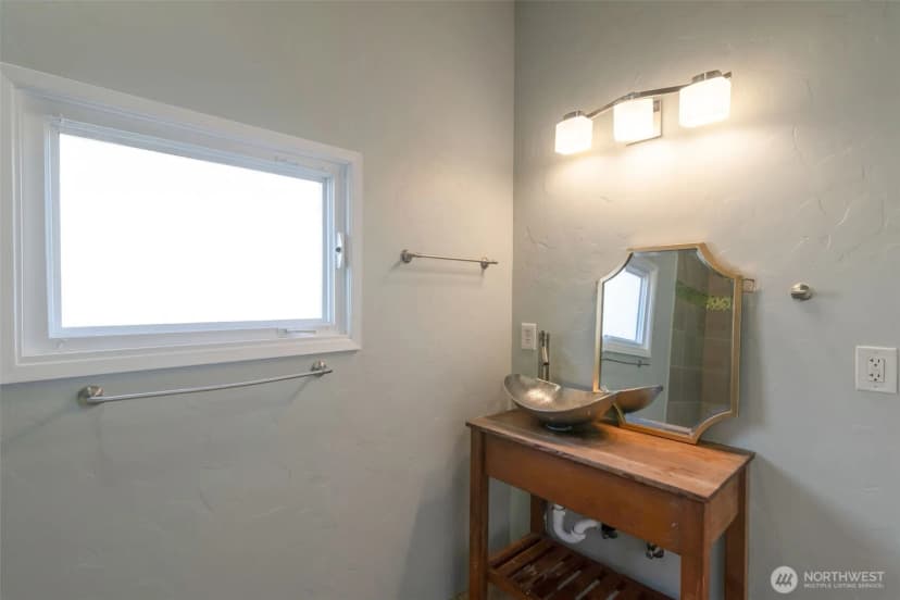 Property photo for 1812 22nd Street, Everett photo 8