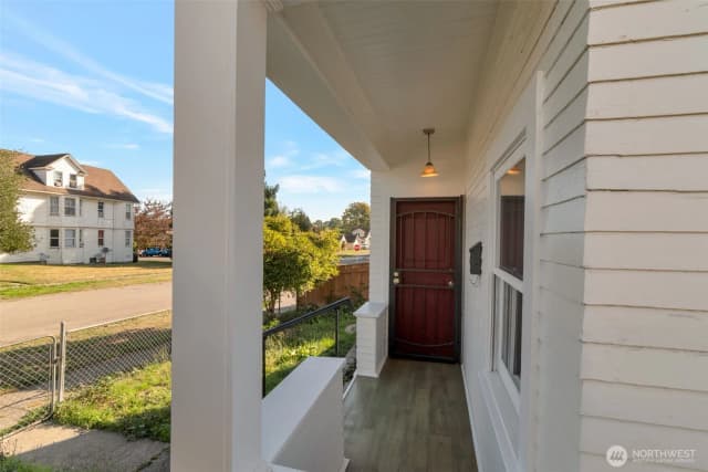Property photo for 1812 22nd Street, Everett photo 2