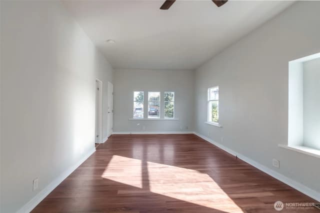 Property photo for 1812 22nd Street, Everett photo 4