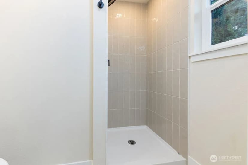 Property photo for 6314 Valley Avenue E, Fife photo 16
