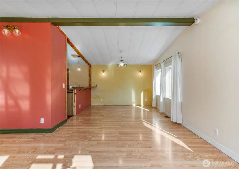 Property photo for 2055 Victoria Avenue, Port Townsend photo 13