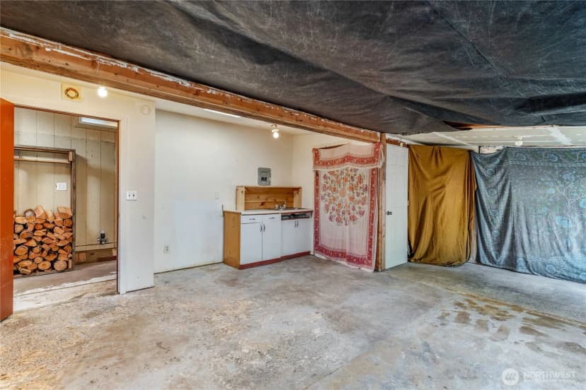 Property photo for 2055 Victoria Avenue, Port Townsend photo 28