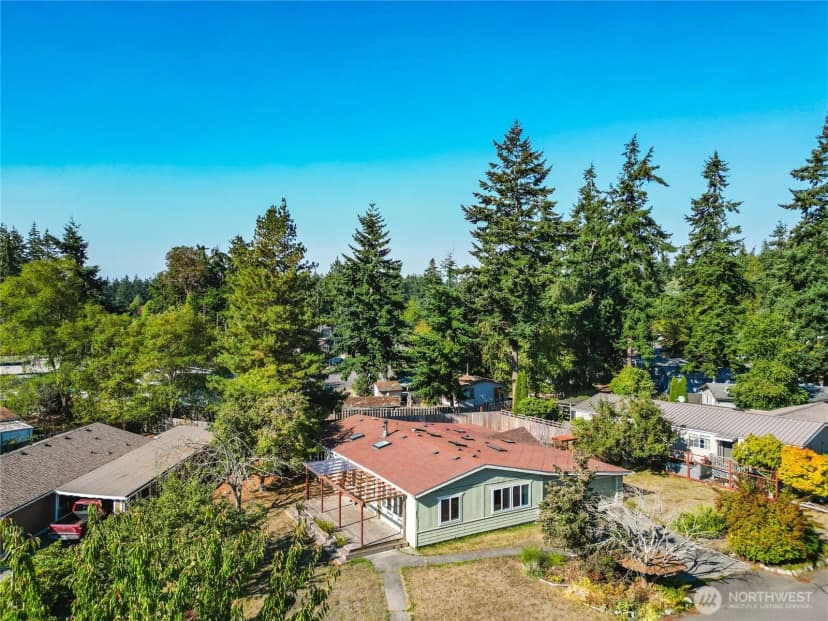 Property photo for 2055 Victoria Avenue, Port Townsend photo 4