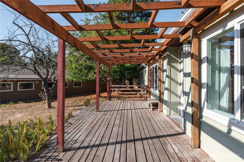 Property photo for 2055 Victoria Avenue, Port Townsend photo 38