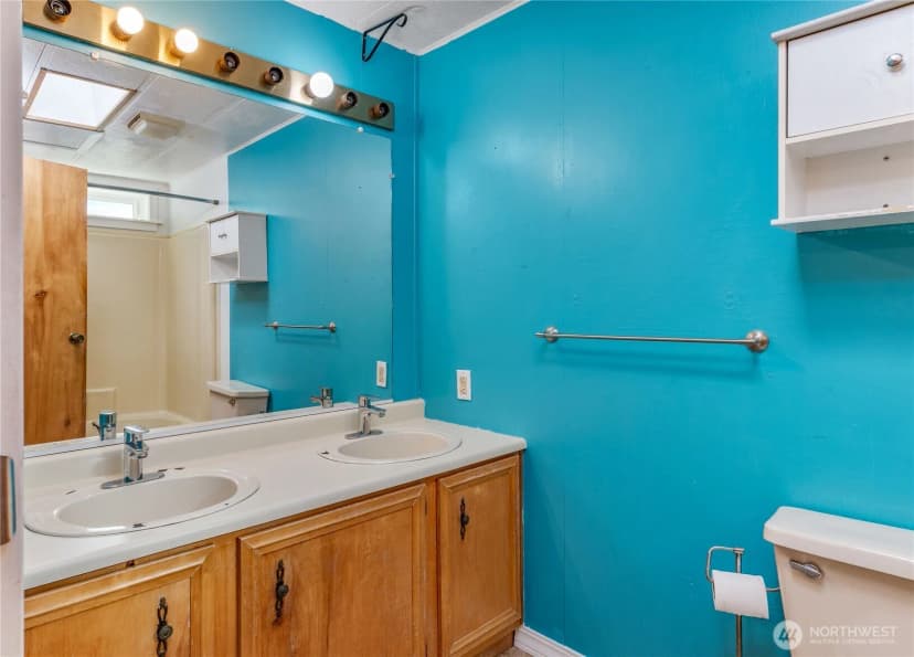 Property photo for 2055 Victoria Avenue, Port Townsend photo 19