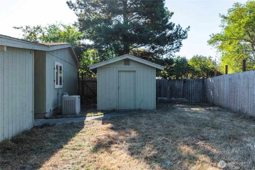 Property photo for 2055 Victoria Avenue, Port Townsend photo 37