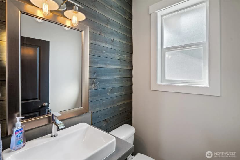 Property photo for 1012 High Avenue, Bremerton photo 23