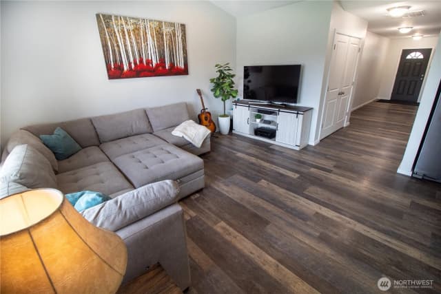 Property photo for 2213 Sirkka Street, Centralia photo 3