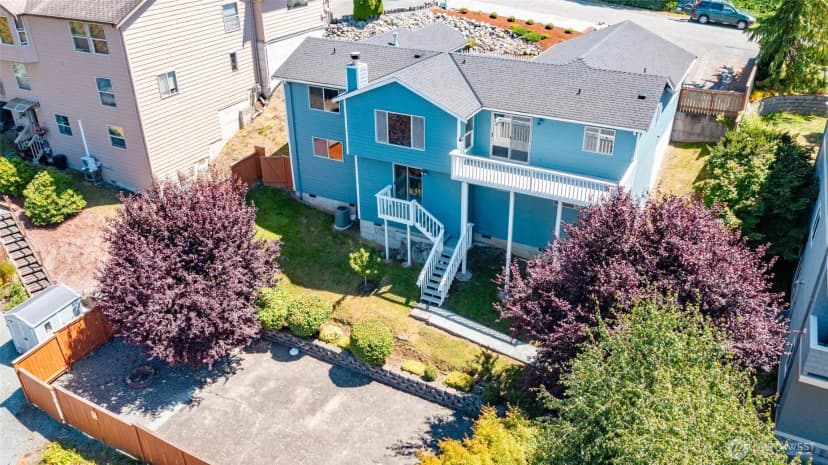Property photo for 3410 W 7th Place, Anacortes photo 2