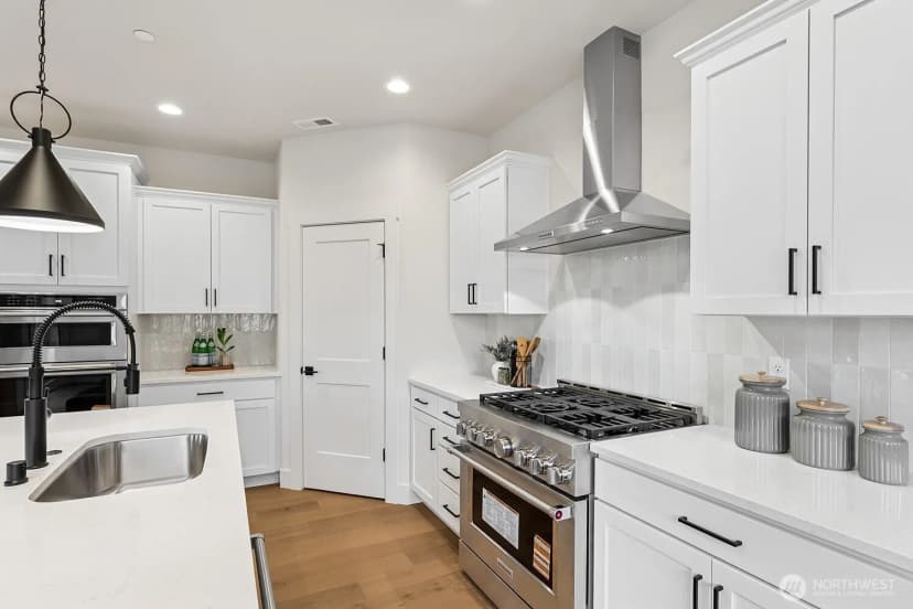 Property photo for 8401 Ne 156th (lot 1) Place, Kenmore photo 9