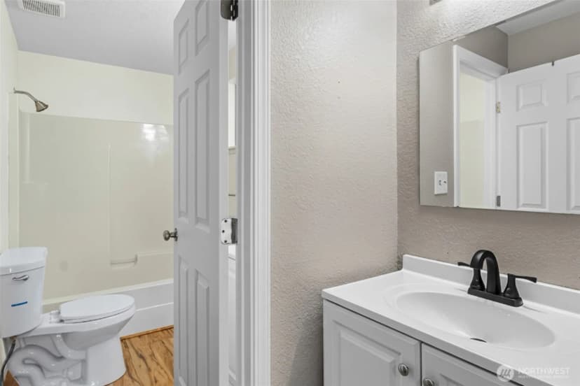 Property photo for 1271 Bay Lp Sw, Tumwater photo 21