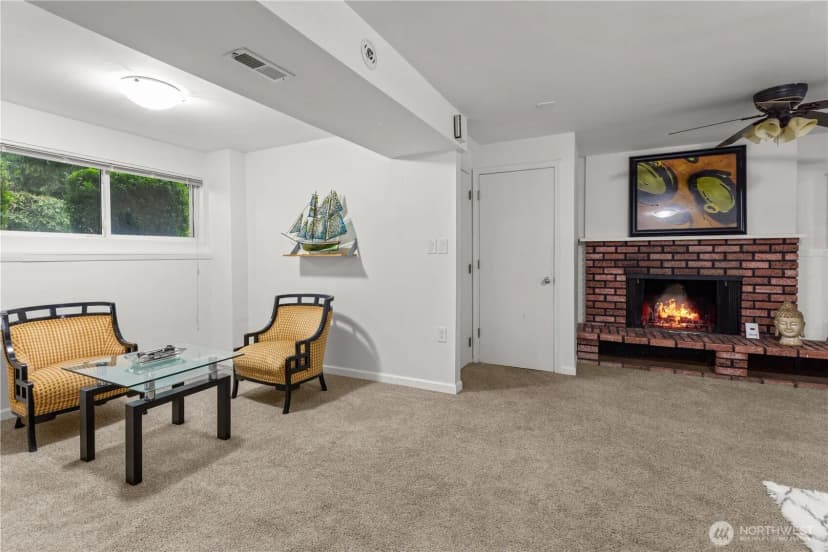 Property photo for 9120 209th Avenue Ne #ne, Redmond photo 12
