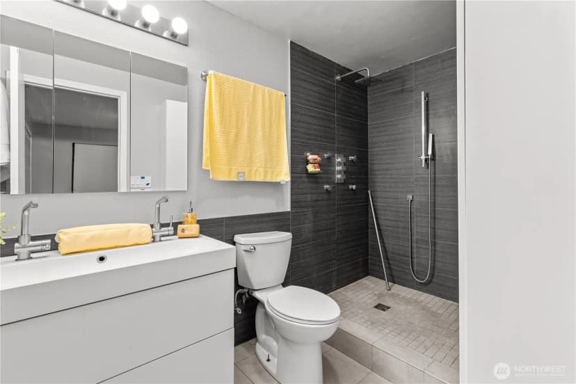 Property photo for 9120 209th Avenue Ne #ne, Redmond photo 16