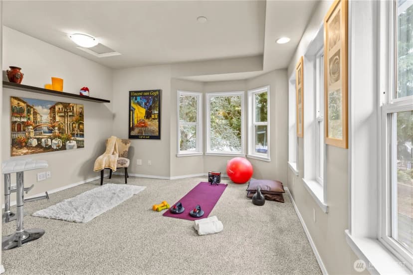Property photo for 9120 209th Avenue Ne #ne, Redmond photo 7