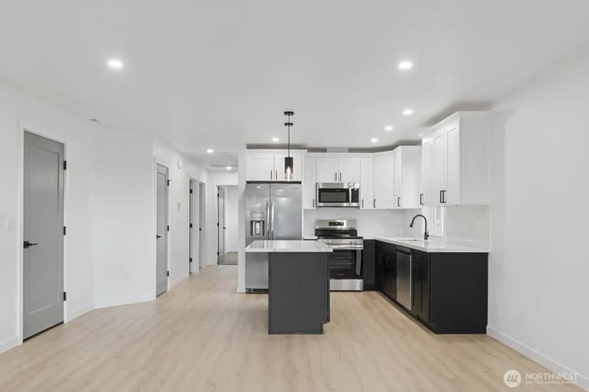 Property photo for 101 Skyline Drive, Elma photo 3
