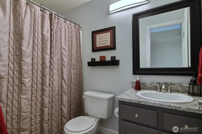 Property photo for 1404 32nd Street Ct Nw, Gig Harbor photo 17