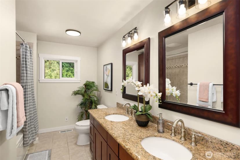 Property photo for 20420 Ne Woodinville Duvall Road, Woodinville photo 20