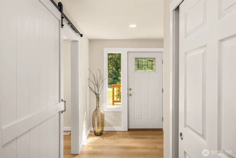 Property photo for 20420 Ne Woodinville Duvall Road, Woodinville photo 6