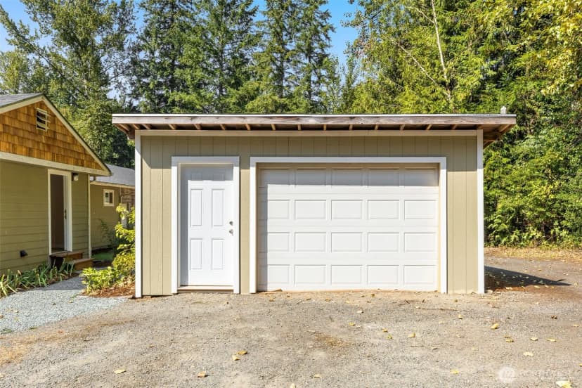 Property photo for 20420 Ne Woodinville Duvall Road, Woodinville photo 29