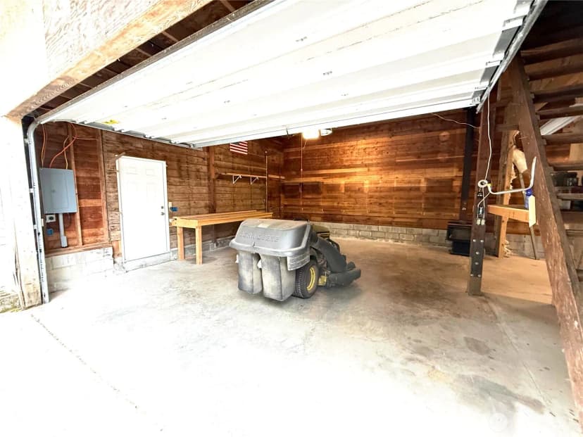 Property photo for 20420 Ne Woodinville Duvall Road, Woodinville photo 37
