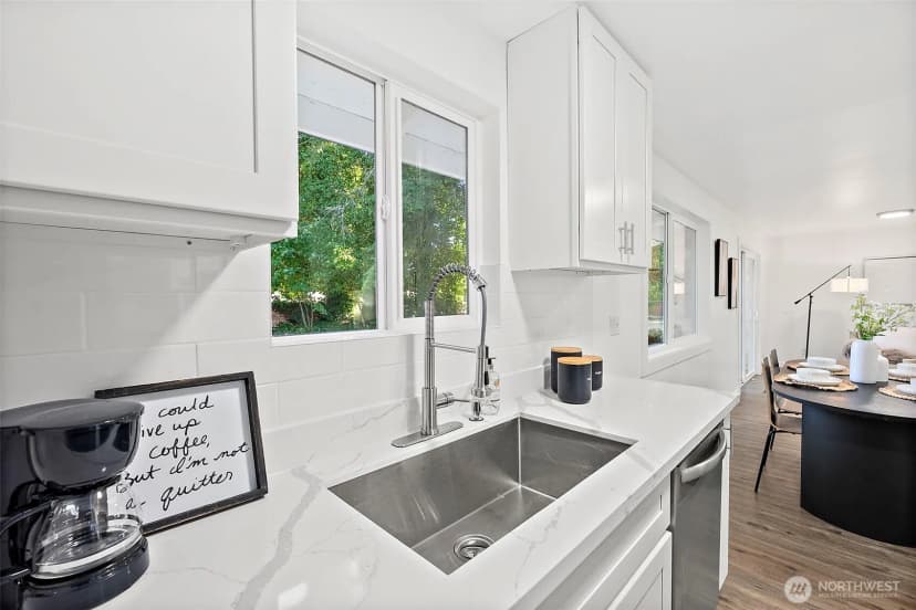Property photo for 11725 Masonic Road Sw, Lakewood photo 15
