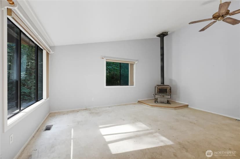 Property photo for 17212 Ne 165th Street, Woodinville photo 3