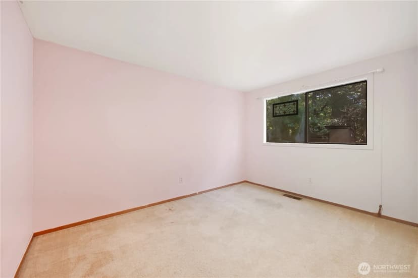 Property photo for 17212 Ne 165th Street, Woodinville photo 15