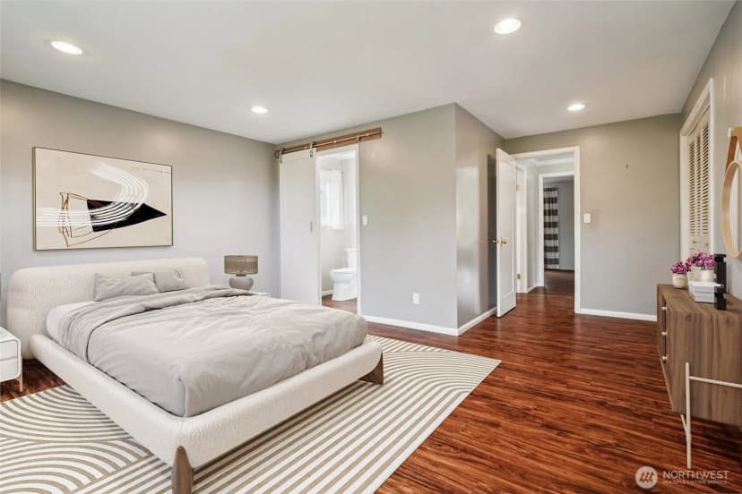 Property photo for 715 35th Street, Everett photo 17