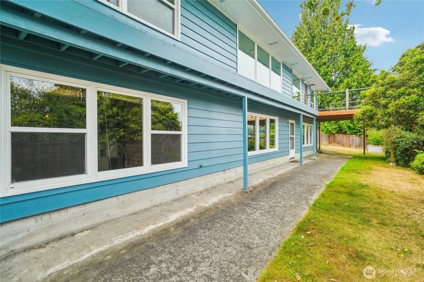 Property photo for 715 35th Street, Everett photo 32