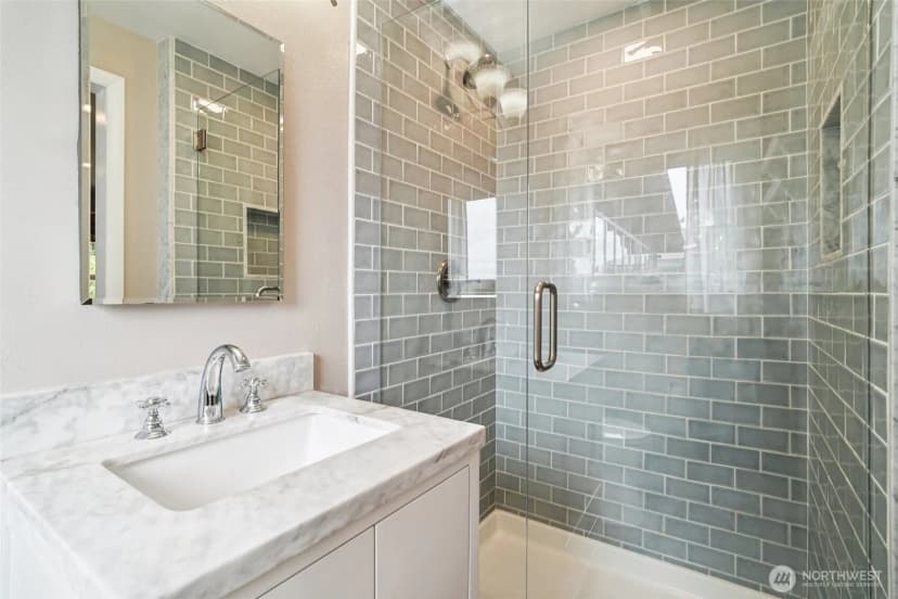 Property photo for 715 35th Street, Everett photo 19