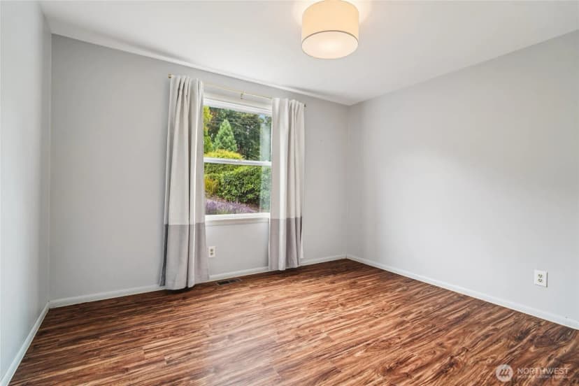 Property photo for 715 35th Street, Everett photo 23