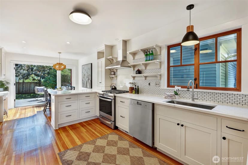 Property photo for 2219 N 59th Street, Seattle photo 10