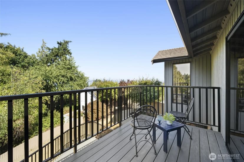 Property photo for 5004 27th Avenue W, Everett photo 12