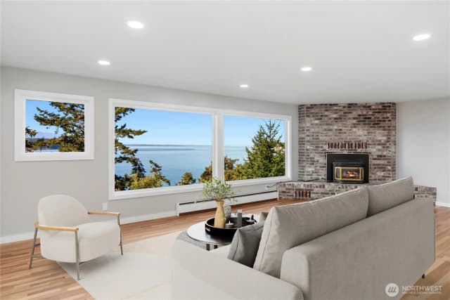 Property photo for 111 W Vancouver Drive, Port Townsend photo 4
